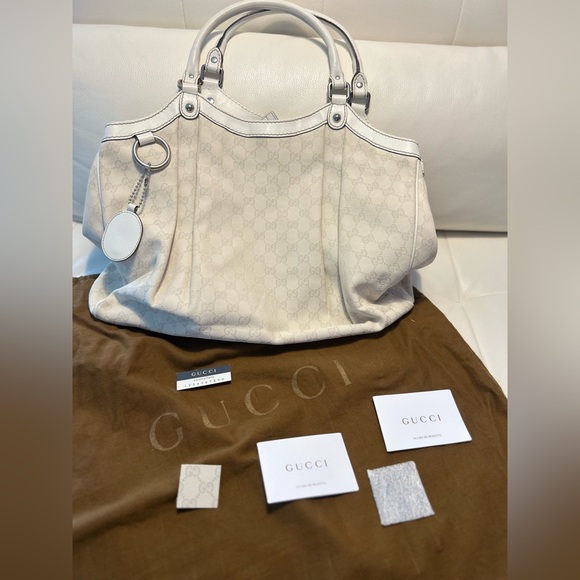 GUCCI New Authentic large GUCCI GG
Guccissima Ivory Sukey Tote Bag - Picture 1 of 8